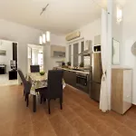 Cella Apartment