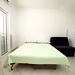 Studio Apartment Tesija