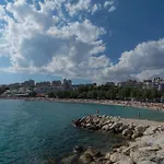 Luxury Rooms Near The Beach3