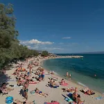 Luxury Rooms Near The Beach3