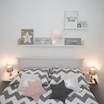 Apartment Vertigo