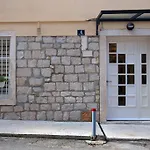 Apartment Rosulica
