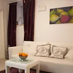 Apartment Romance
