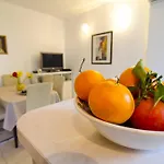 Apartment Sugar Flat