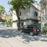Maritimo Apartment