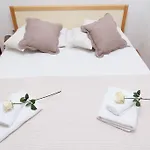 Apartment Old Town Manosa