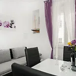 Apartments Mihaela