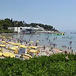 Beach Apartment Lana
