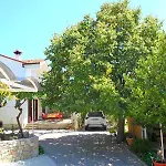Apartments Dama
