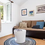 Apartment Kala
