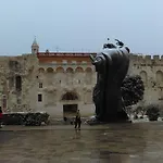 Porta Aurea