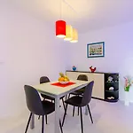 Studio Luce Mala