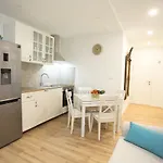 Split Old Town Suites 2