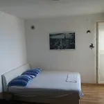 Studio Apartment Ema