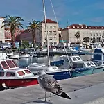 Guest House Varos