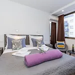 Apinelo Tower Rooms
