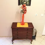 Apartment Antis
