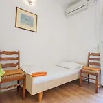Apartment A4, Private Terrace Wi-Fi