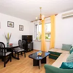 Apartment Angie