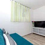 Apartments West Coast