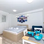 Apartments West Coast