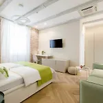 Luxury Rooms Mak
