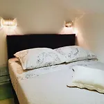 Charming Studio Apartment Mari In City Centre