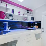 Cute Little Apartment In The Old Town