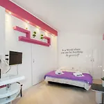 Cute Little Apartment In The Old Town