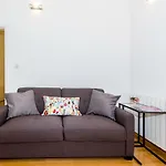 Apartment Mm