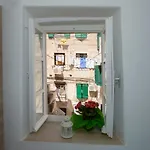 Emperor\'S Chambers Luxury Apartment