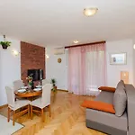 Apartment Lucija