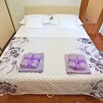 Tera Apartment Near Bacvice Beach And City Centre