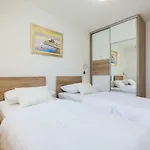Apartment Roska Ii.