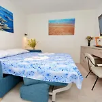 Frana Apartment