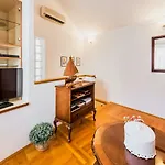 Apartment Kala