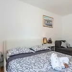 Apartment Luka