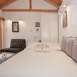 Studio Apartment Karlo