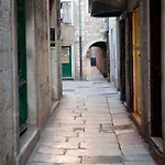 Buga And Tuga Rooms