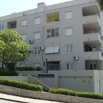 Split On The Beach, 2 Floors & Wide Terrace