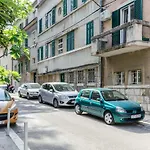 Apartment \