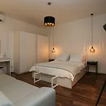 Marton & Martinis Superior Apartments - Spacious One-Room Apartments - Excellent Location Within Walking Distance Of Diocletian\'S Palace And Bacvice Beach - The Best Restaurants Within Walking Distance - Buralux Properties