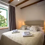 Katriga Luxury Studio, 4**** Old Town