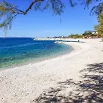 Split On The Beach, 2 Floors & Wide Terrace