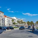 Studio Apartments Insula