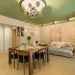 City And Beach Luxury Residence