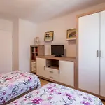 Modern Apartment Near The Beach And Center Of Split