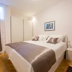Melody M Apartment With Private Pool