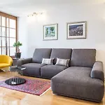 Melody M Apartment With Private Pool
