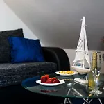 Nona Lena Studio
